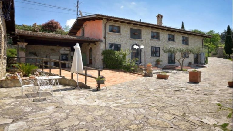 Castel San Pietro Romano Pane Amore E Fantasia
